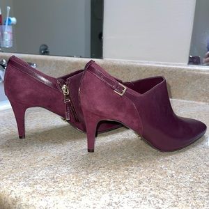🆕 Lauren Ralph Lauren, maroon leather and suede heeled booties